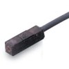 E2S-Q13 1M czujnik indukcyjny, 3-przewodowy NPN, NO, sr=1,6mm, przewód 1m, 19x6x6mm, czoło odkryte, detekcja czołowa, OMRON