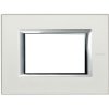 AXOLUTE Ramka 1 pojedyncza prostokątna 3 moduły srebrny HA4803SAN LEGRAND