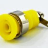 24.304.3 gniazdo bananowe bezpieczne 4mm, 1000V / 32A, żółte