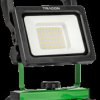 Akumulatorowy reflektor 20W LED ładowany przez USB C IP54