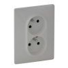 VALENA LIFE Gniazdo podwójne z uziemieniem typu monoblok z przesłoną aluminium 753386 LEGRAND