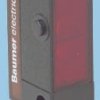 Czujniki fotoelektryczne Dyfuzyjny w obudowie prostokątnej Baumer PNP zakres 5 mm → 200 mm LED