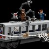76321 LEGO® Marvel - Spider-Man vs. Doc Ock: Subway Train Scene