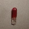 Żarówka zwykła 12V 1,2W R5/T5/W2W czerwona