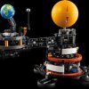 42179 LEGO® Technic Planet Earth and Moon in Orbit