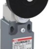 Wyłącznik krańcowy LS33M42B11 30mm obudowa metalowa dźwignia rolkowa 1SBV013842R1211 /10szt./