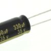 Kondensator 330μF 35V dc Radialny, Otwór przelotowy Panasonic roztaw: 3.5mm 8 (Dia.) x 20mm
