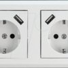 11475 2-way built-in socket with 4x USB charging port 2x 2.8 A.