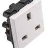 Gniazdo wtykowe Typ G - brytyjski Montaż wpuszczany Legrand 13A Zacisk śrubowy