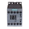 Stycznik 3RT2 230V ac Siemens styki: 3-biegunowy 4 kW 9 A 3 NO 230V ac Zacisk śrubowy 3RT2016-1AP02