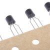MOSFET N-kanałowy 300 mA TO-92 600 V Pojedynczy 1 W 11,5 oma