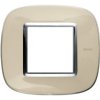 AXOLUTE Ramka 1 pojedyncza owalna 2 moduły kość słoniowa HB4802DA LEGRAND