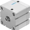 Siłownik kompaktowy skok: 20mm Festo Ø 63mm dwustronnego działania Action ADN-63-20-I-P-A