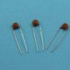 68pF/1kV 5mm KOND.CERAM.100SZT