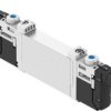 Pneumatyczny zawór elektromagnetyczny Festo 2 x 3/2-drożne, Zamknięte, Monostabilne Elektryczny 8 bar VUVG 24V dc
