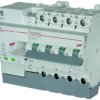 Ogranicznik przepięć zespolony z wyłacznikiem nadmiarowo prądowym C63 4P Typ T2 5kA SPD+POP 4 255 C63 900788
