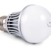 LAMPA LED 7W E27 CIEPLA BIALA