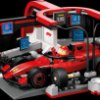 60443 LEGO® City F1 pit stop with pit crew and Ferrari race car