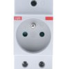 Gniazdo wtykowe Typ E - gniazdo francuskie Montaż na szynie DIN ABB 16A