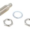 Czujnik indukcyjny o zasięgu 0÷8mm, konfiguracji wyjścia PNP / NC, napięciu zasilania 10÷30VDC, obudowie M18 E2E-X8B218-M1